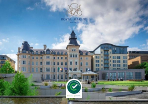 Отель Royal Marine Hotel  Дан Лири